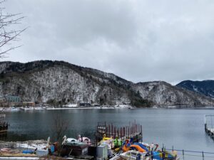 中禅寺湖雪